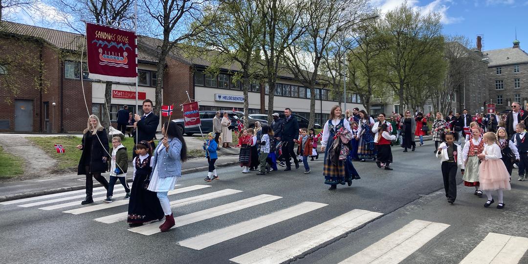 Bilde/illustrasjon for 17. mai-feiring i Sandnessjøen